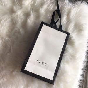 Gucci Paper bag
